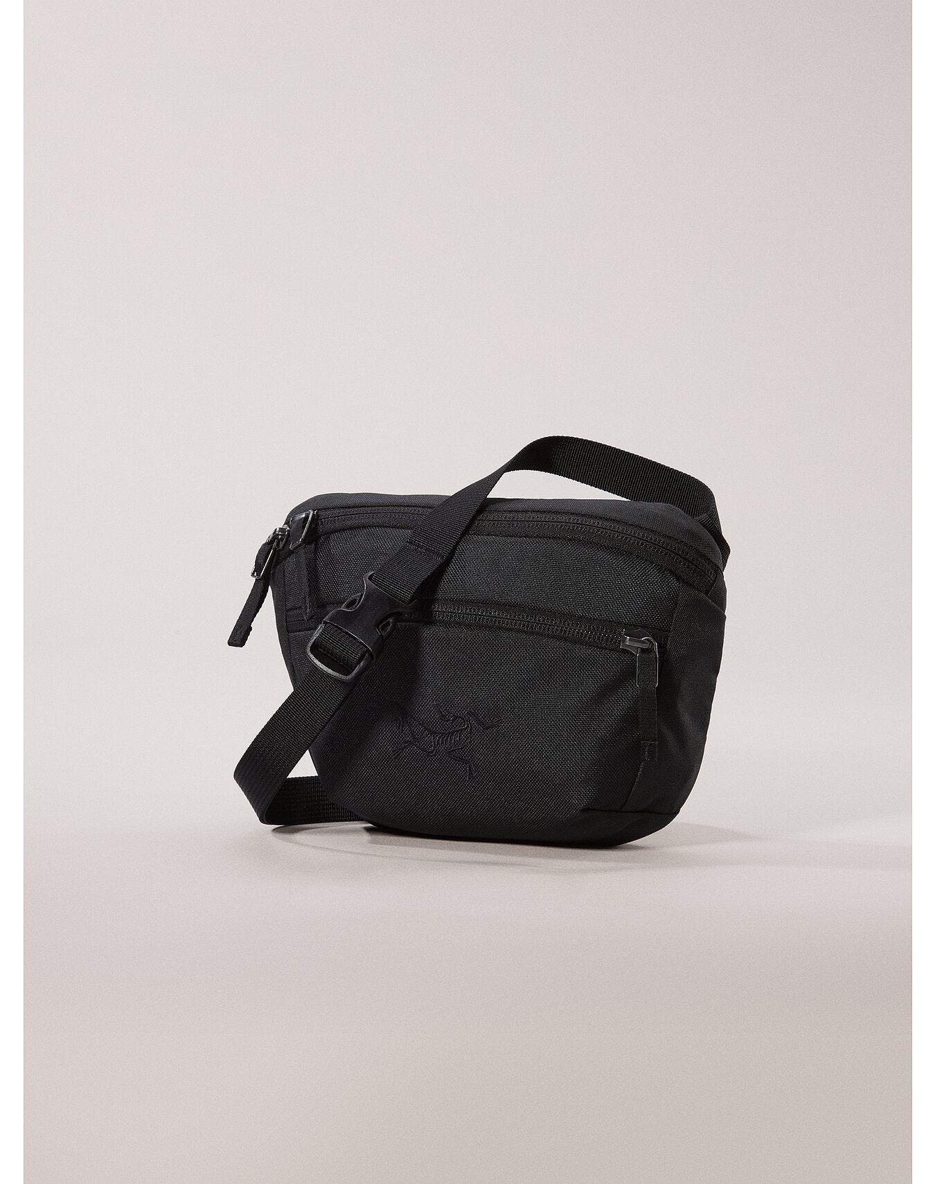 Arc’teryx Mantis 1 Waist Pack Black Shop Mantis 1 Waist Pack S25 | Bivouac Ann Arbor