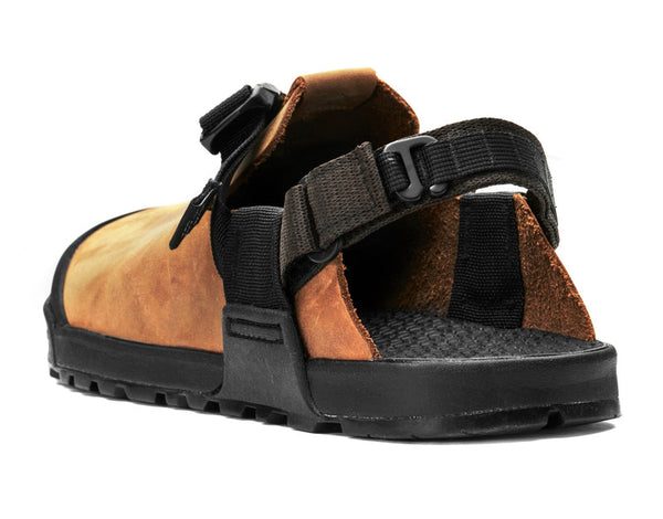 Bedrock Sandals Mountain Clog Leather - Main Image