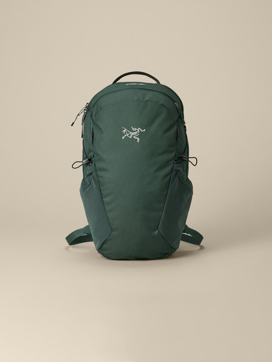 Arc'teryx Mantis 16 Backpack – Arc'teryx | Ascent Outdoors