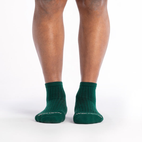 Wide Open Solid Midweight Quarter Socks Men's