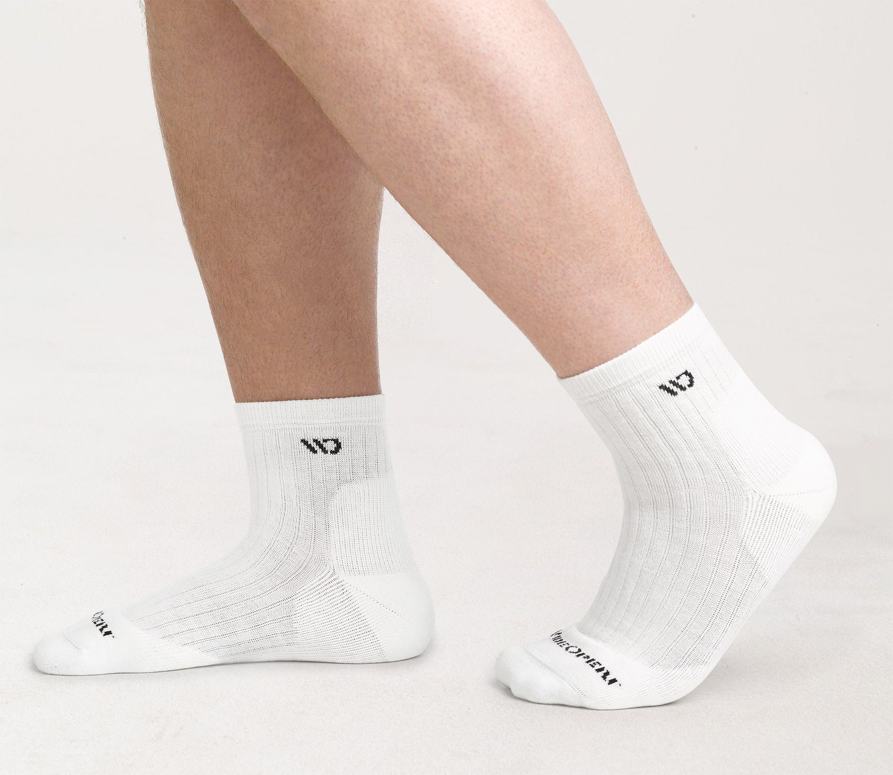 Wide Open Solid Midweight Quarter Socks Men's